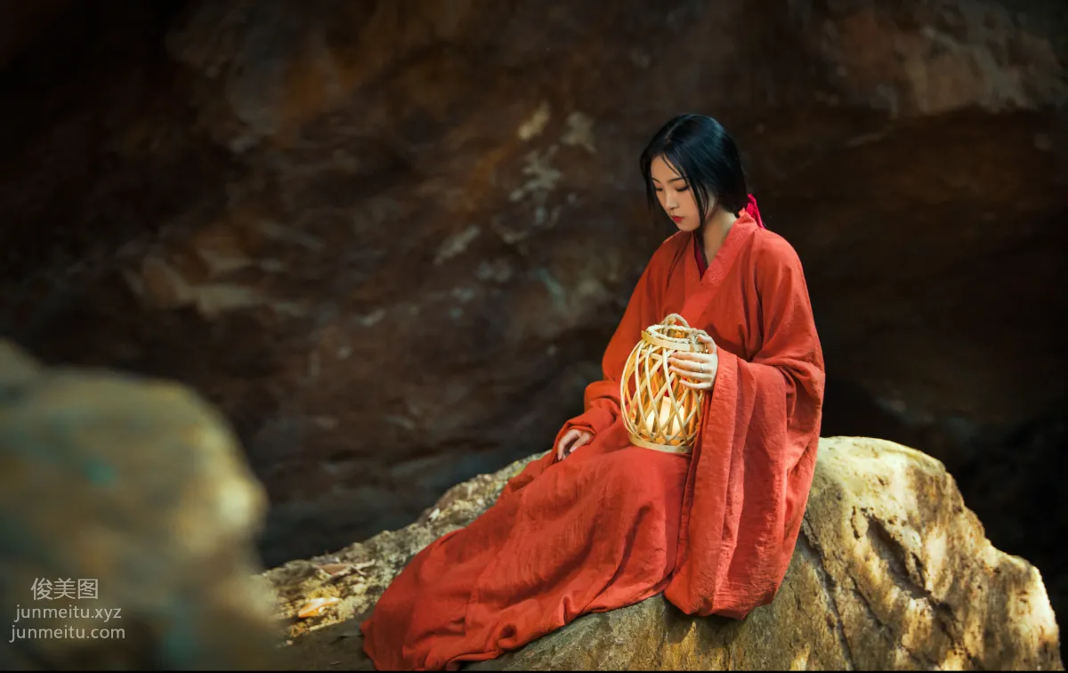 Yige Bailu: YiTuYu photo 6