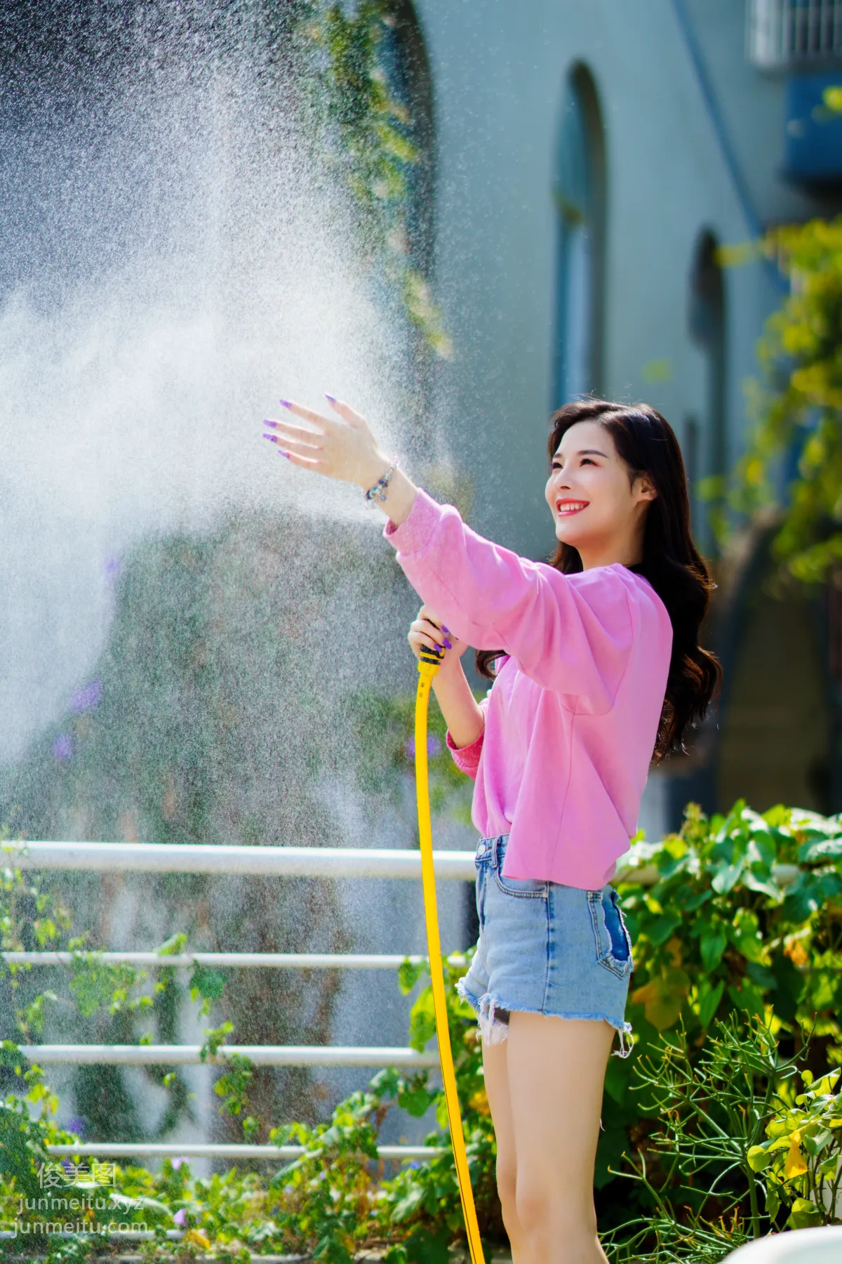 [YiTuYu] 2022.02.14 The Joy of a Water Gun, Xiao Rong photo 4