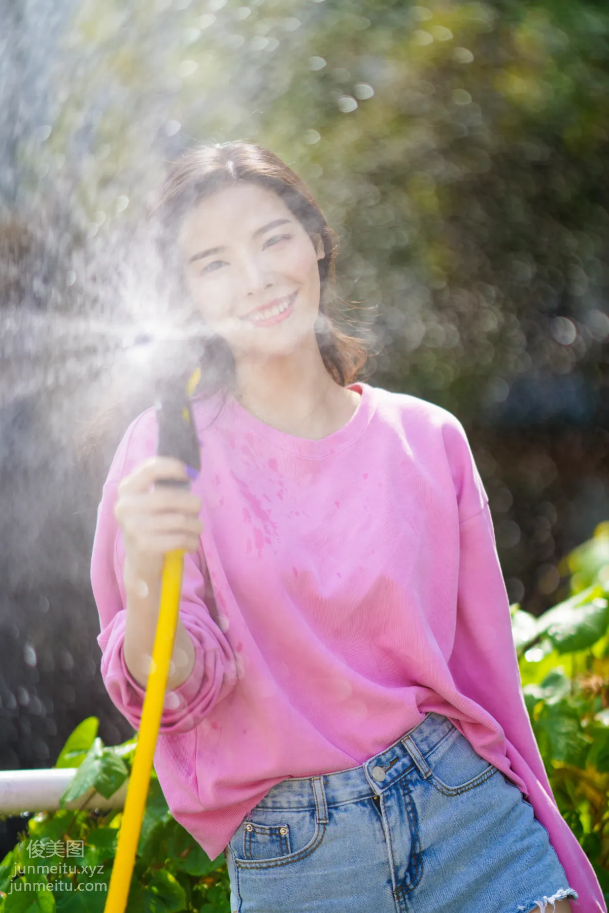 [YiTuYu] 2022.02.14 The Joy of a Water Gun, Xiao Rong photo 18