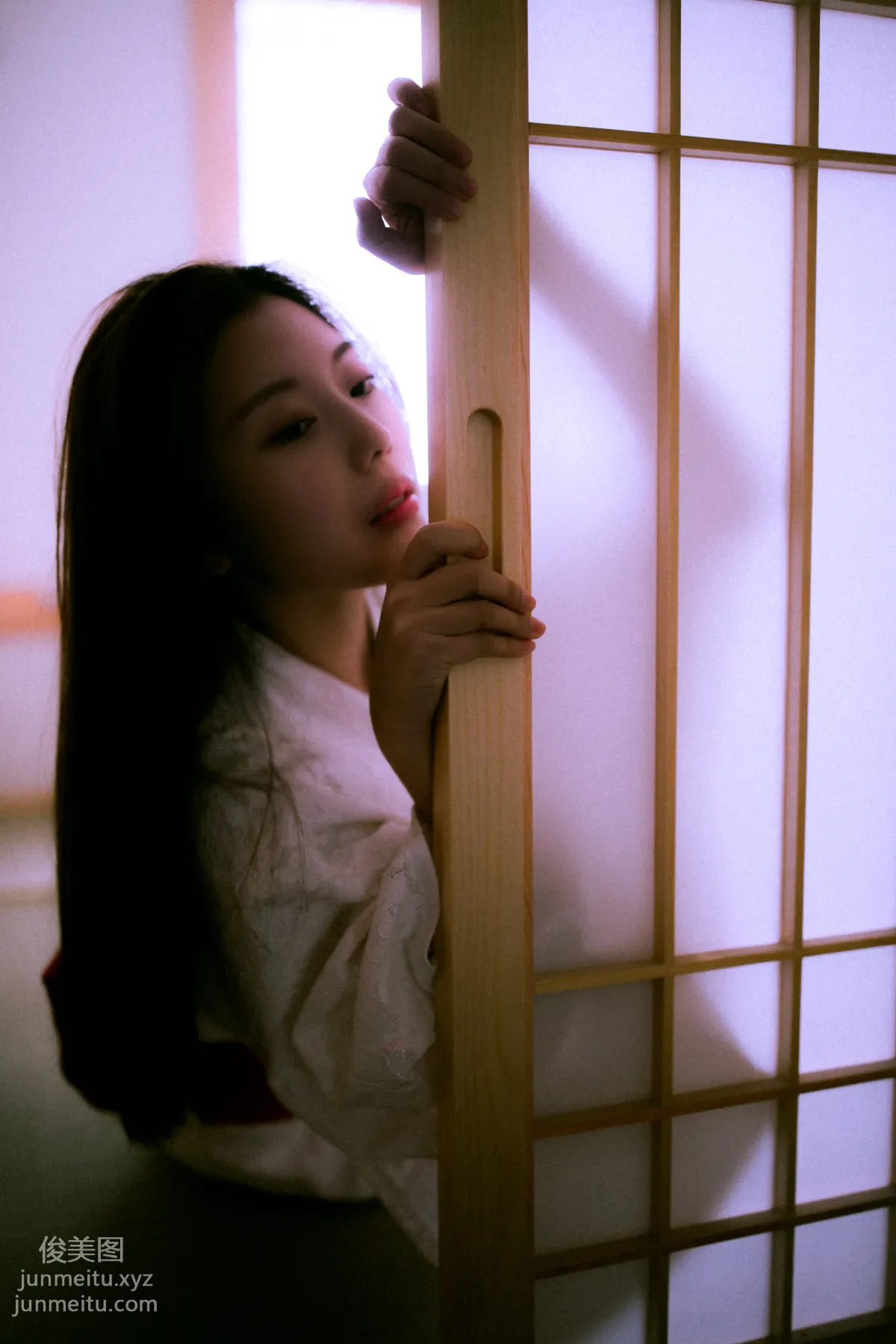 [YiTuYu] 2022.02.20 Flowers and Dreams Taozi Qishui photo 2