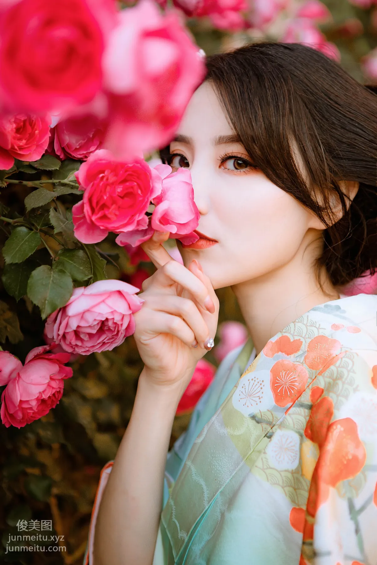 Ting Ting: YiTuYu photo 2