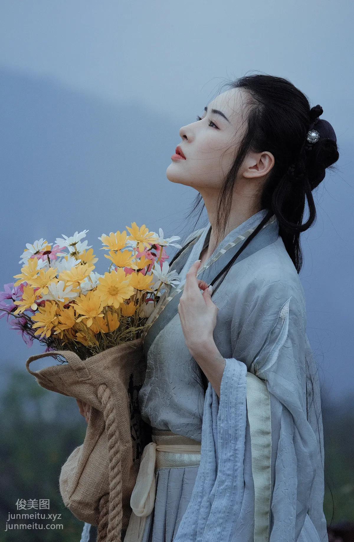 Ya Xi: YiTuYu photo 6