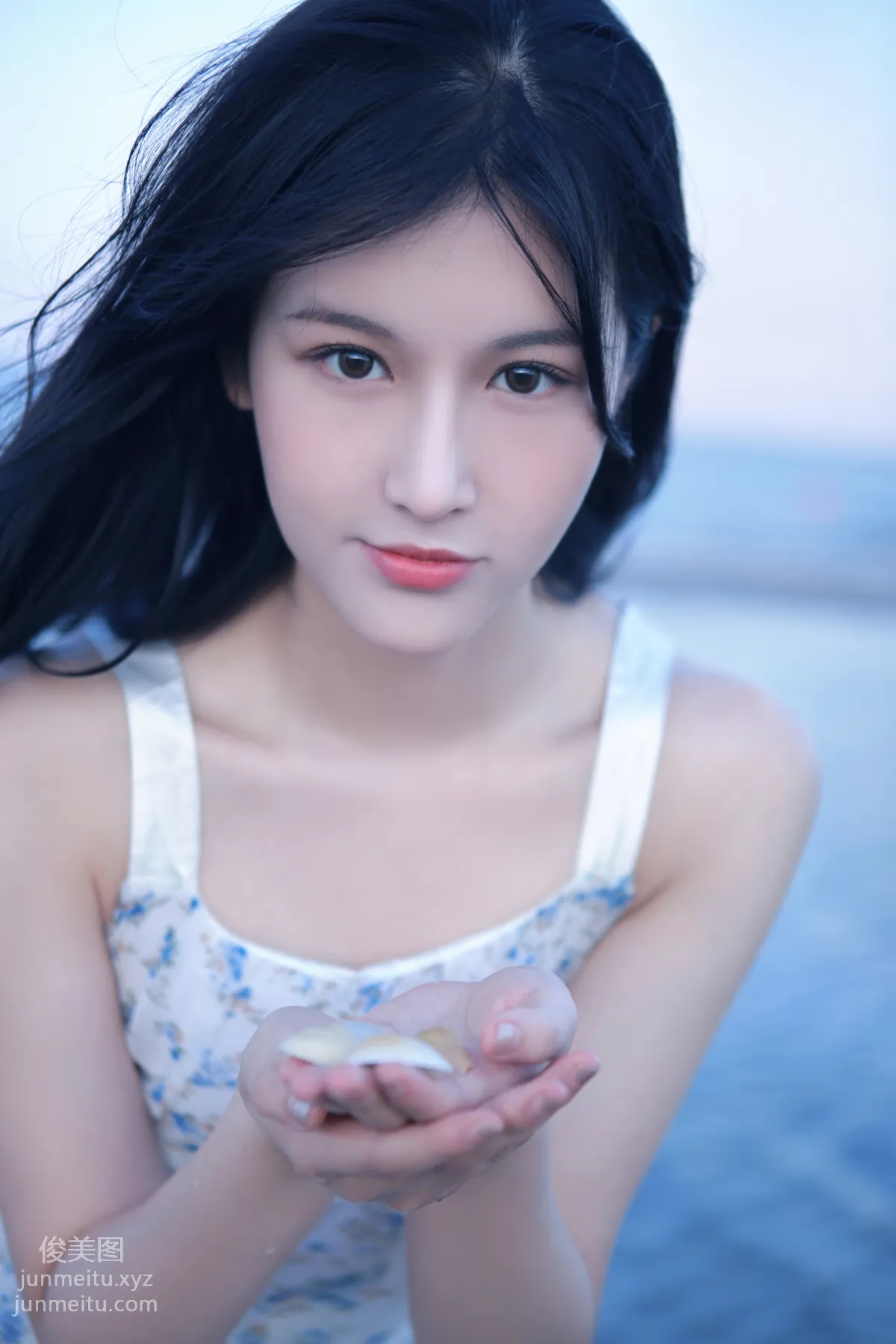 [YiTuYu] 2022.05.15 Very Close to the Sea Shangyuqian Momooly photo 10