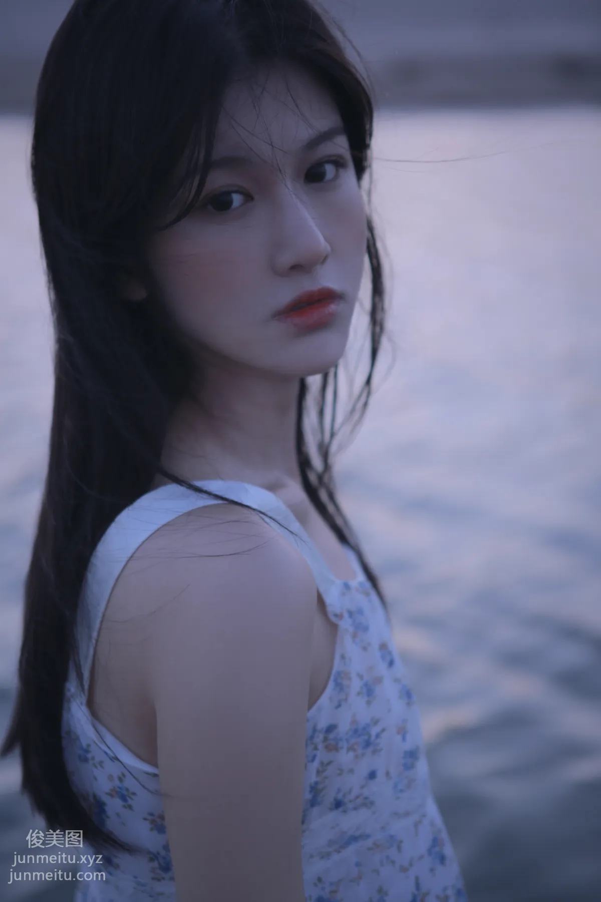 [YiTuYu] 2022.05.15 Very Close to the Sea Shangyuqian Momooly photo 18