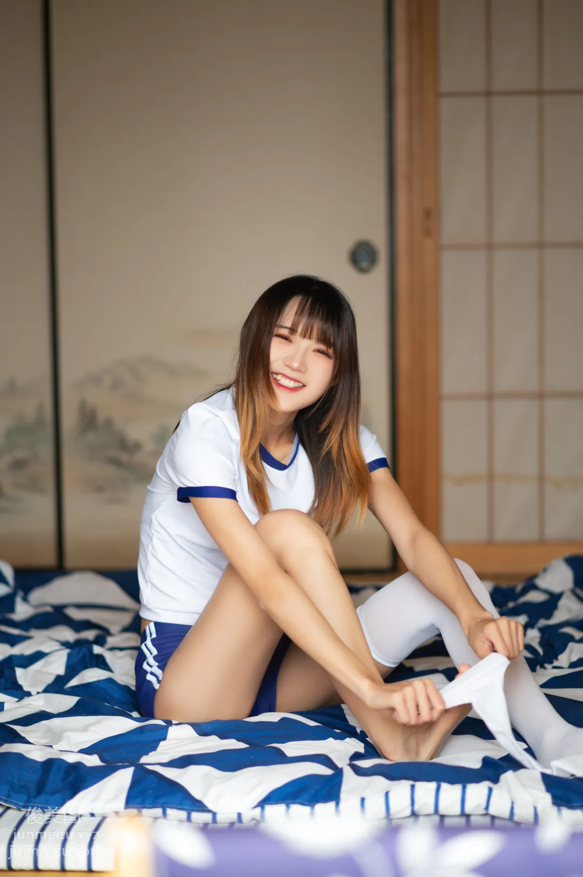[藝圖語] 2022.05.16 體操服少女 兔子Zzz不吃胡蘿蔔 3