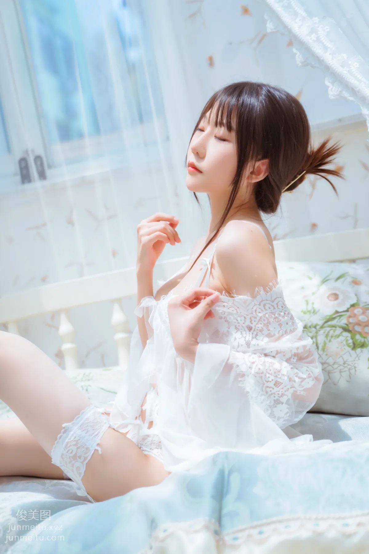 [YiTuYu] 2022.05.16 Sunny Girl in the Flower Room, Xiangcao Miaolu Lu photo 9