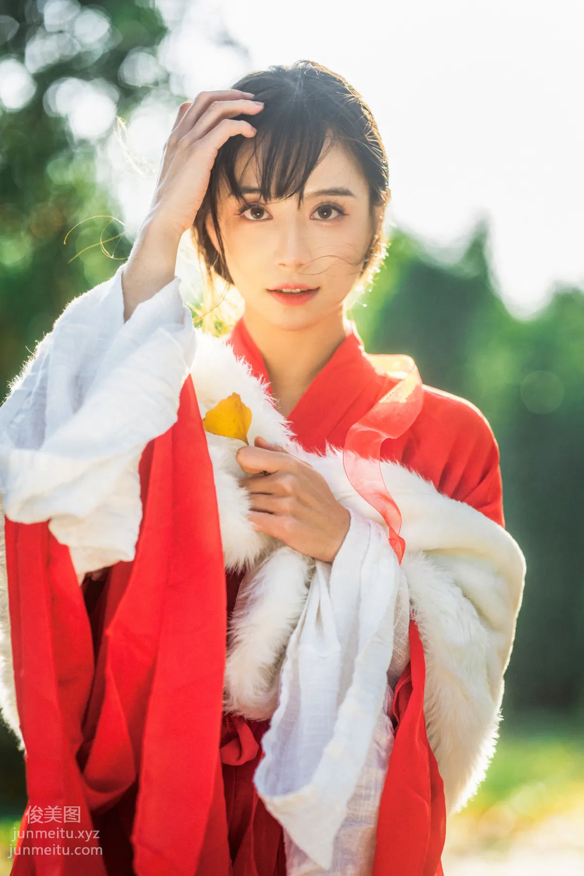 Er Jialiu: YiTuYu photo 18