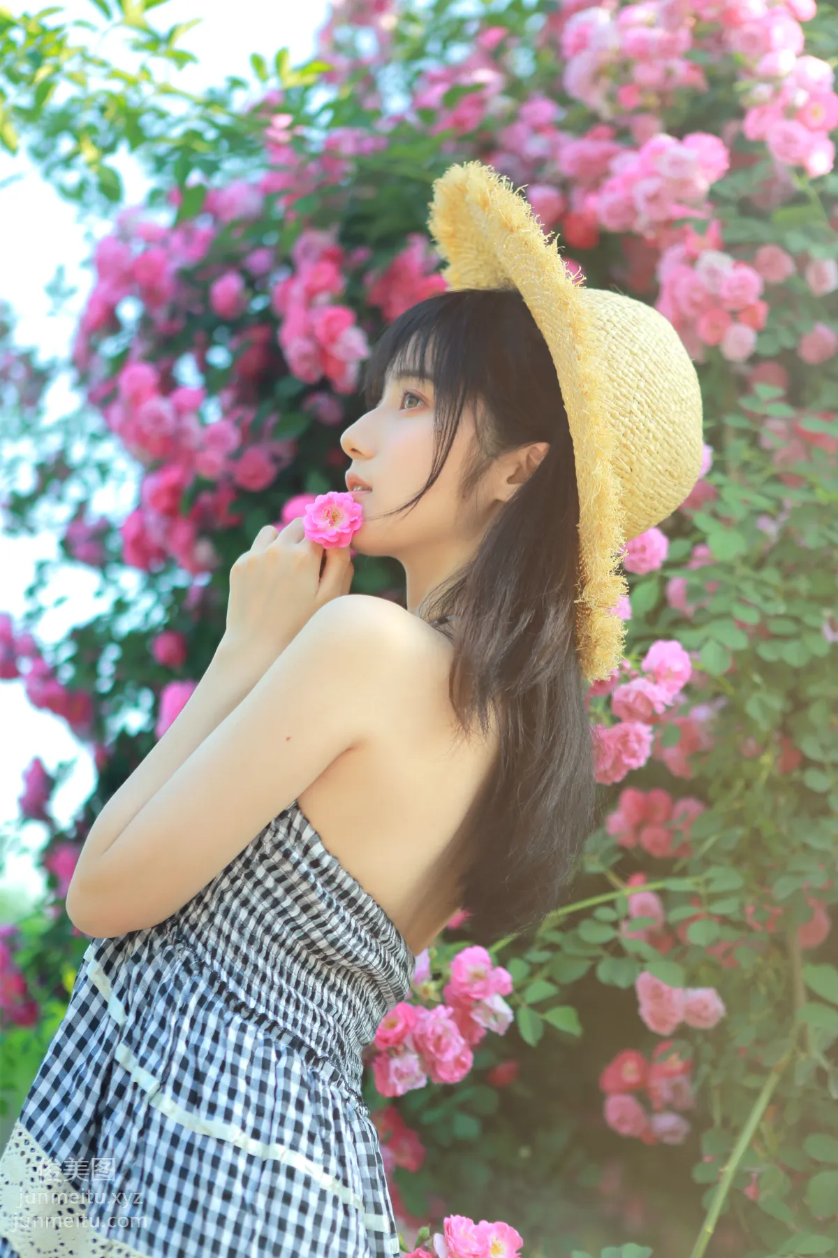 [YiTuYu] 2022.05.18 Roses Blooming Late, Yueban Leba photo 9