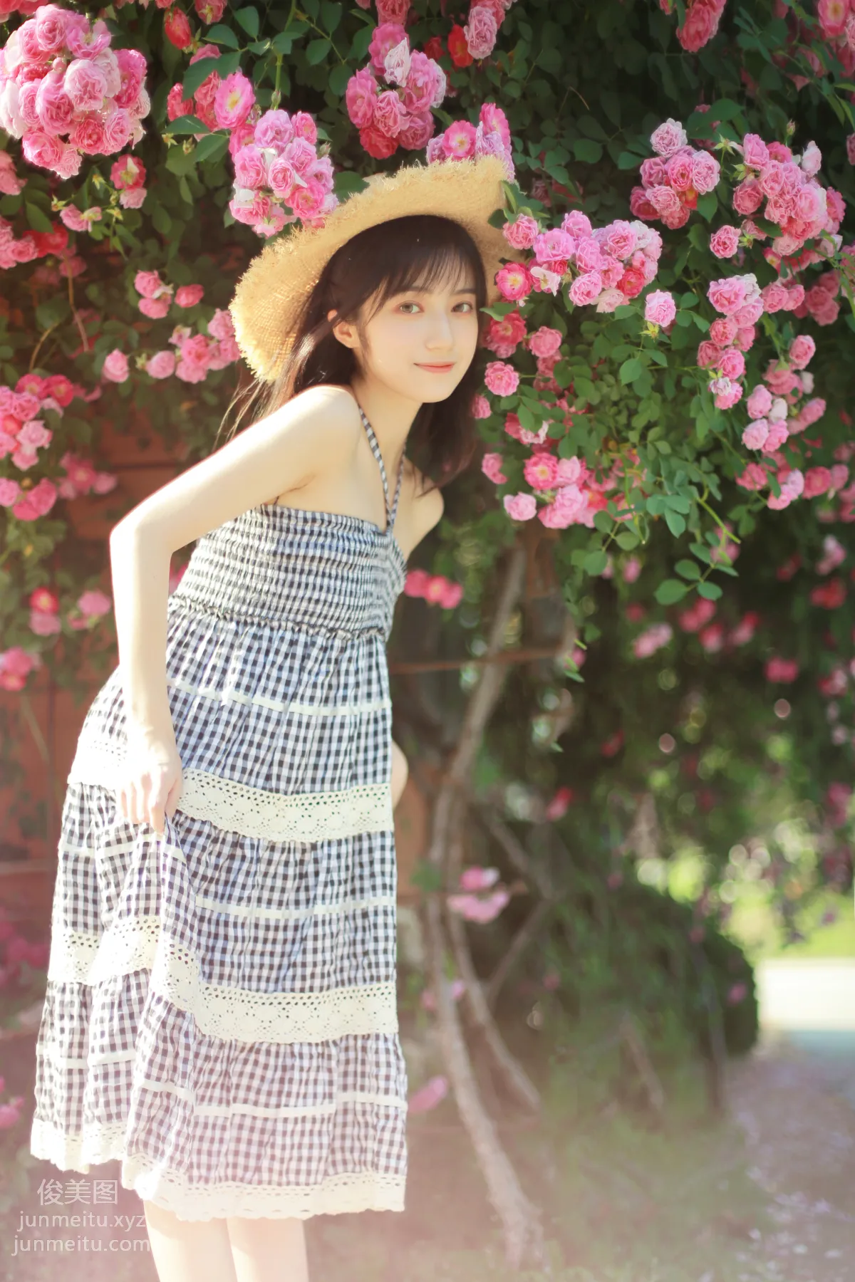 [YiTuYu] 2022.05.18 Roses Blooming Late, Yueban Leba photo 28