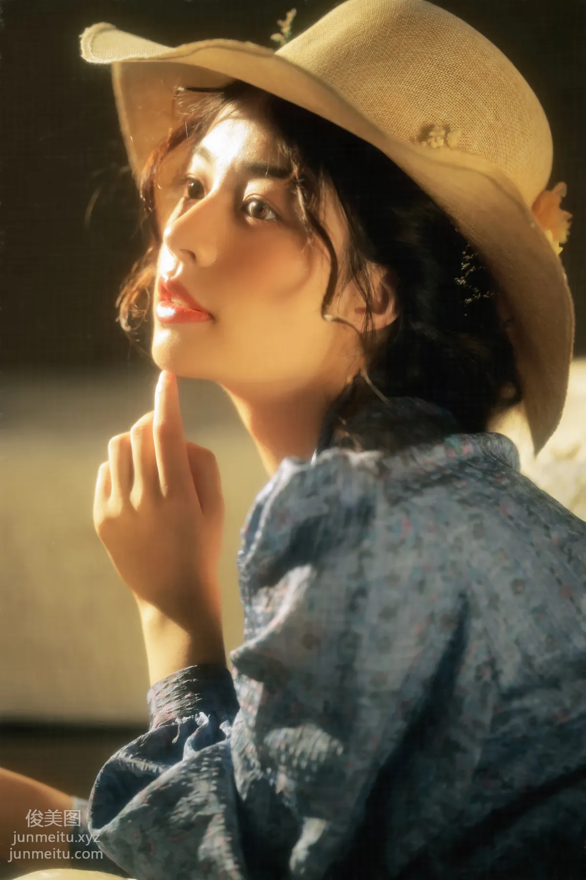 [YiTuYu] 2022.05.20 Ancient Greek Goddess of Love Walking with Light, Qingqian IIL photo 15