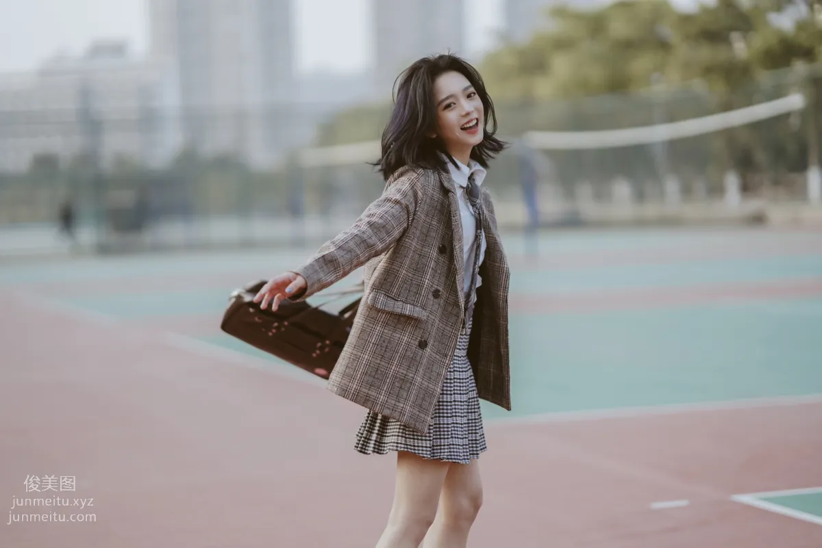 [藝圖語] 2022.05.22 你的眼中明暗交雜一笑生花 Enndme 14