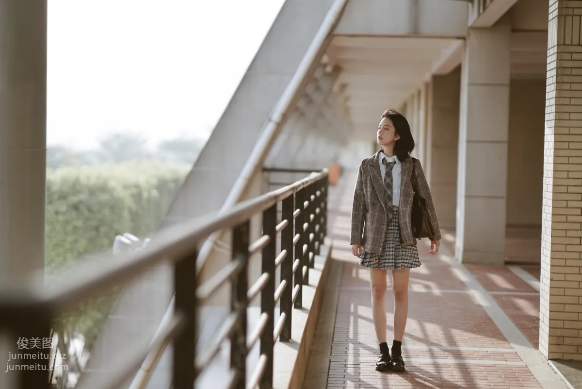 [藝圖語] 2022.05.22 你的眼中明暗交雜一笑生花 Enndme 18