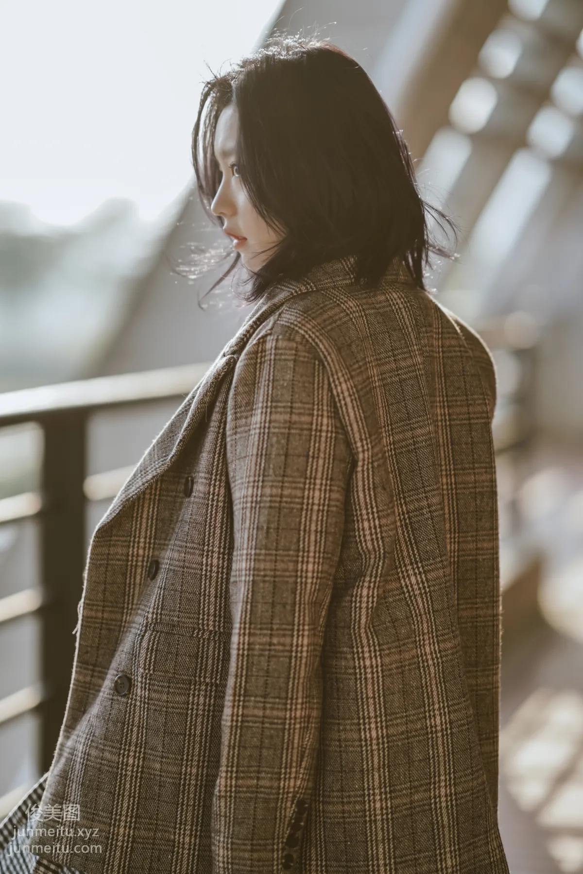 [藝圖語] 2022.05.22 你的眼中明暗交雜一笑生花 Enndme 27