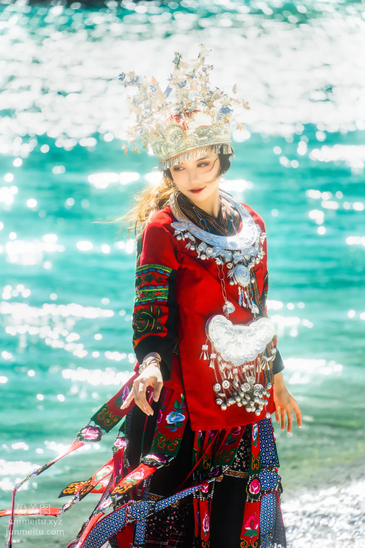 Er Jialiu: YiTuYu photo 16