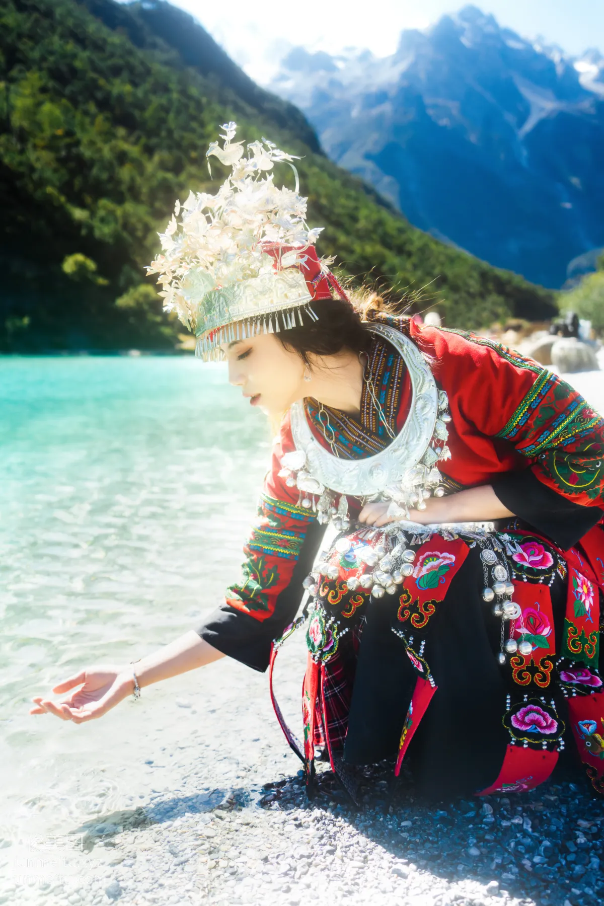 Er Jialiu: YiTuYu photo 19