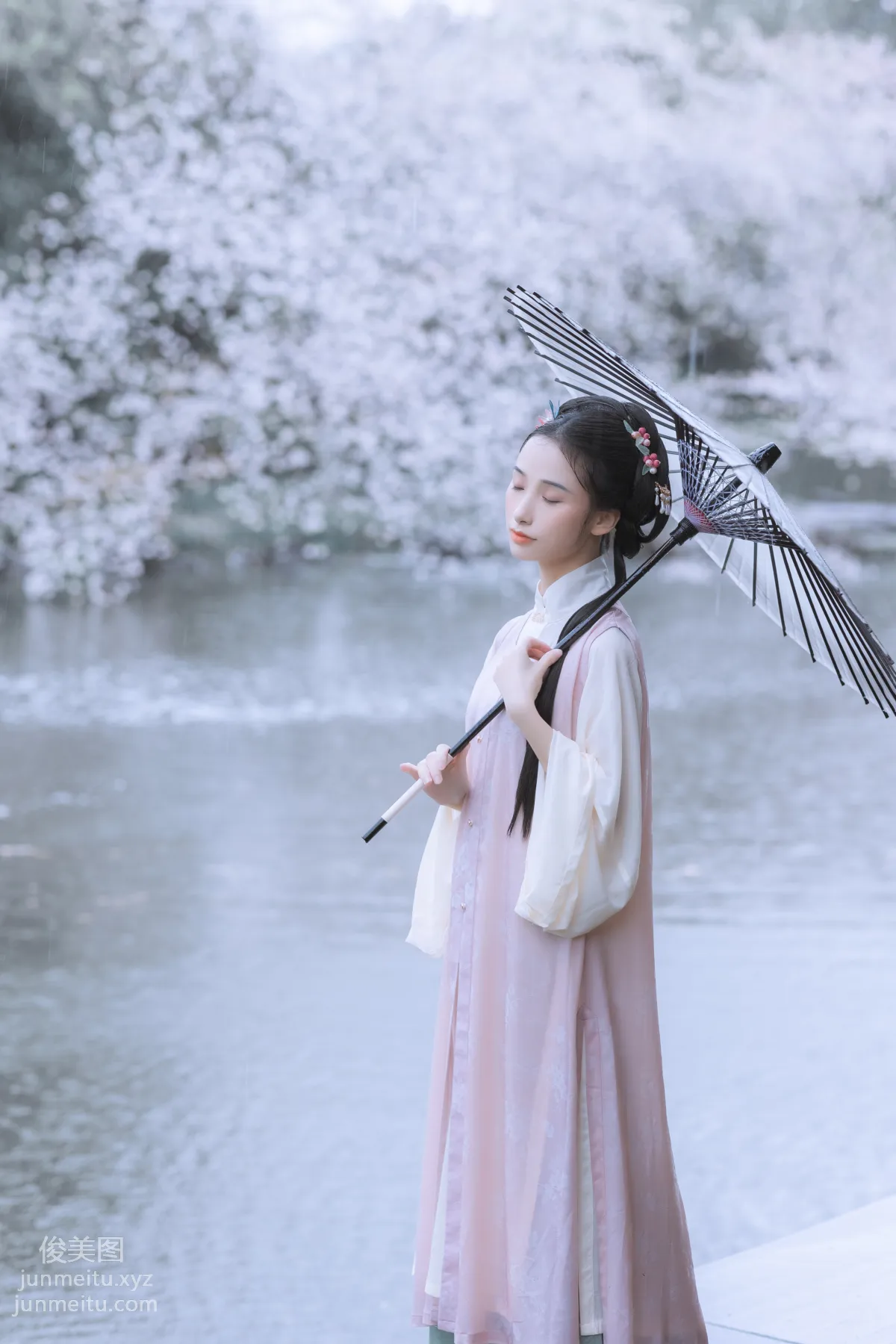 [YiTuYu] 2022.05.25 Rain Cherry Blossoms Mou Xiaoyao photo 10