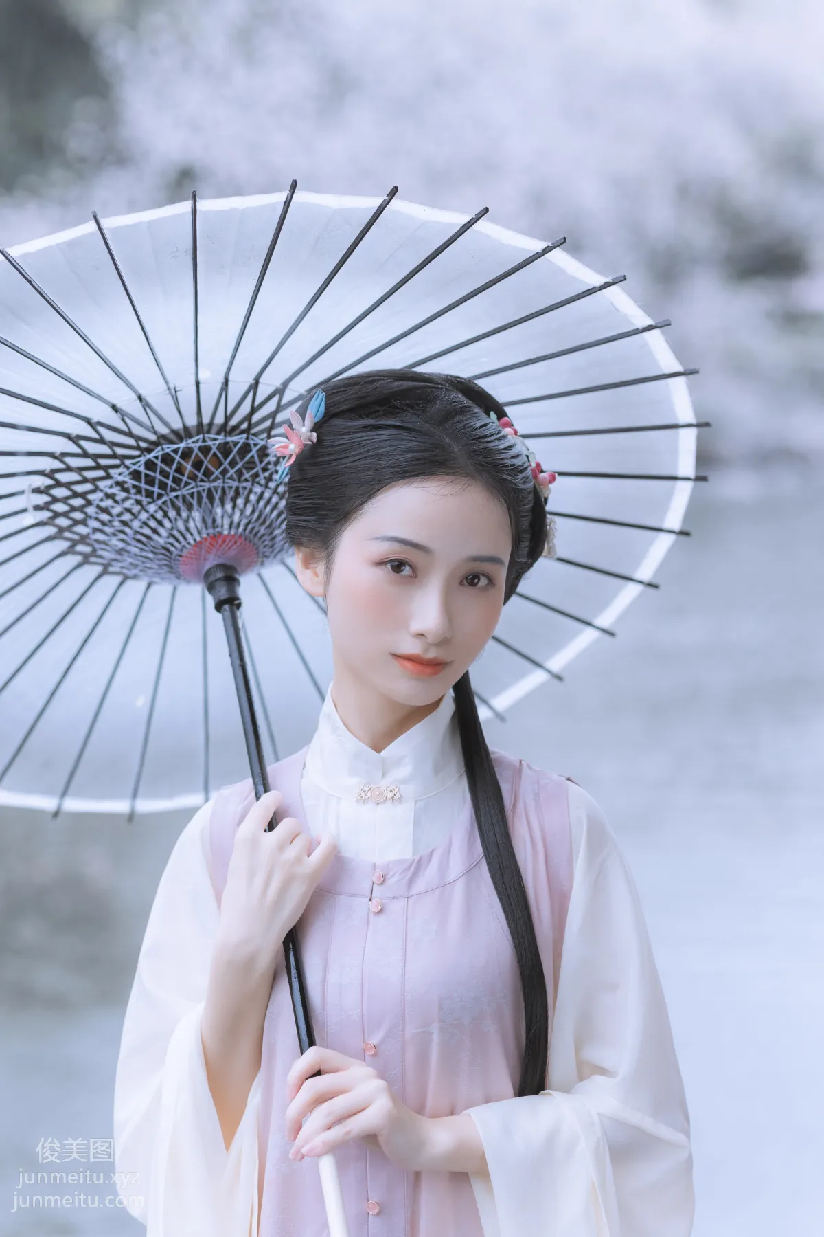 [YiTuYu] 2022.05.25 Rain Cherry Blossoms Mou Xiaoyao photo 12