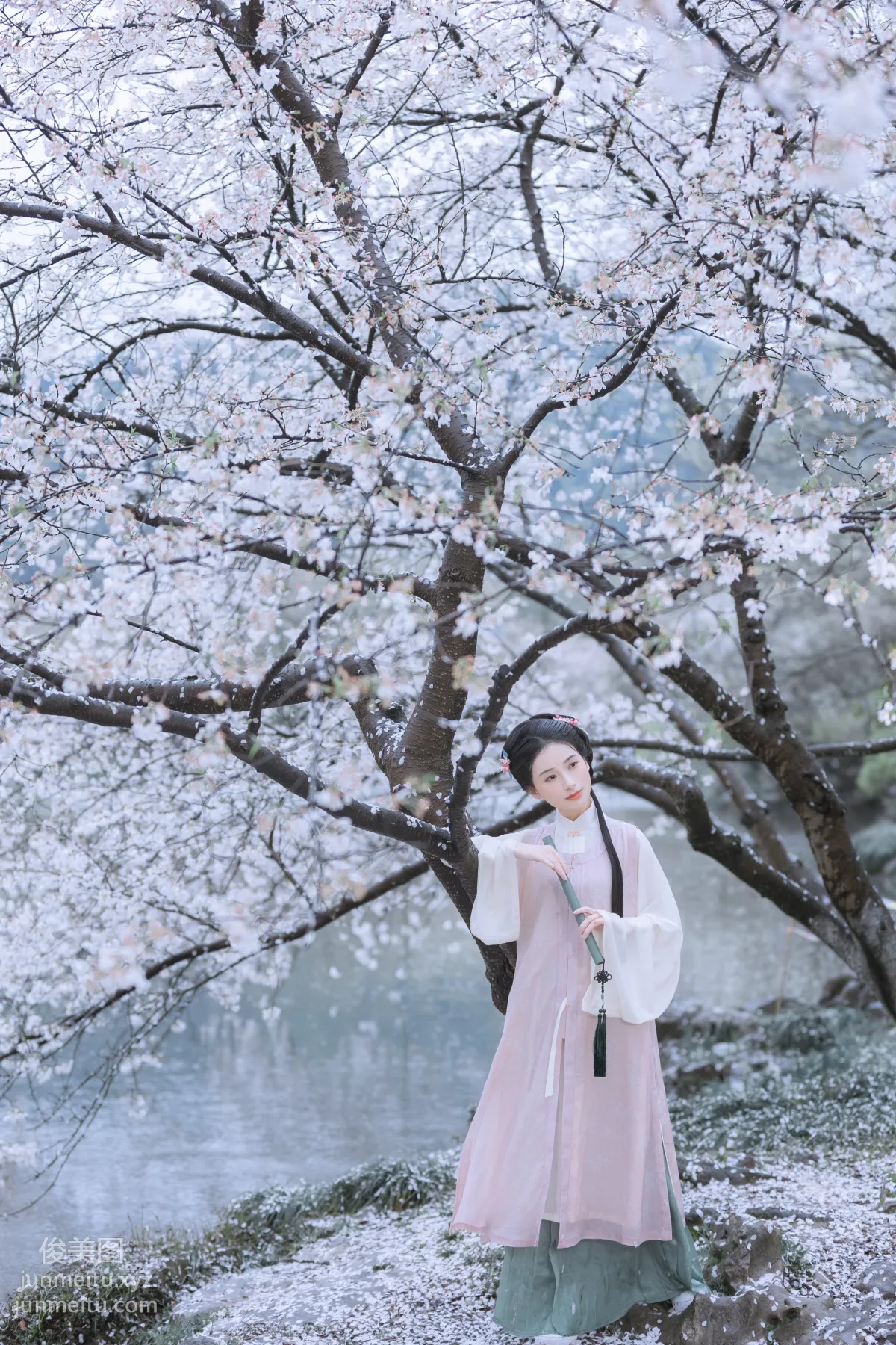 [YiTuYu] 2022.05.25 Rain Cherry Blossoms Mou Xiaoyao photo 39