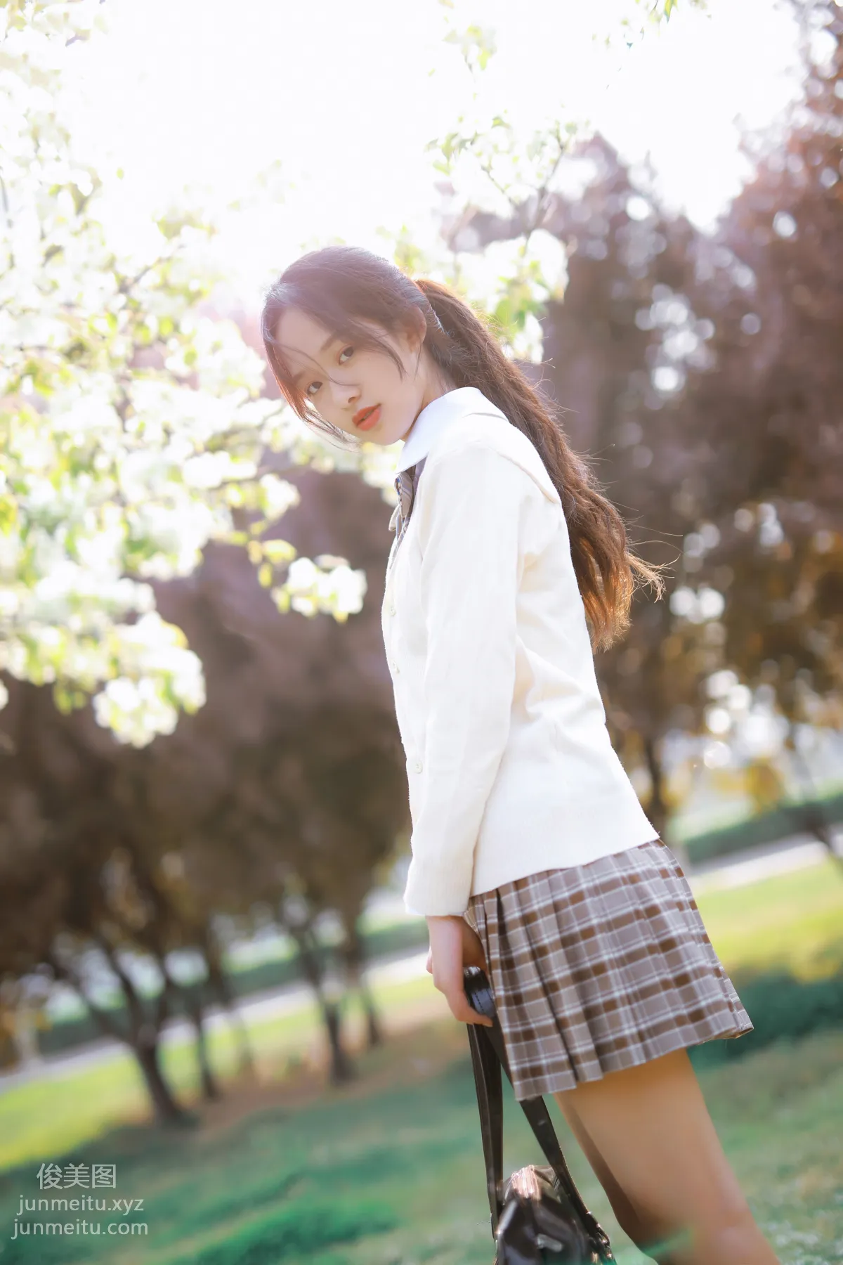 Sai Xin: YiTuYu photo 23