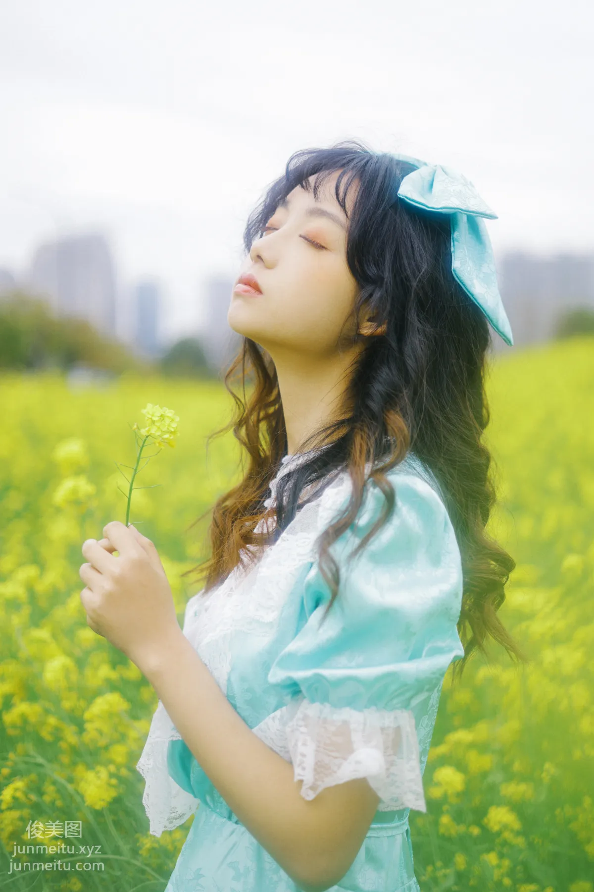 [YiTuYu] 2022.05.26 Yellow Flower Sea Qianqian photo 11
