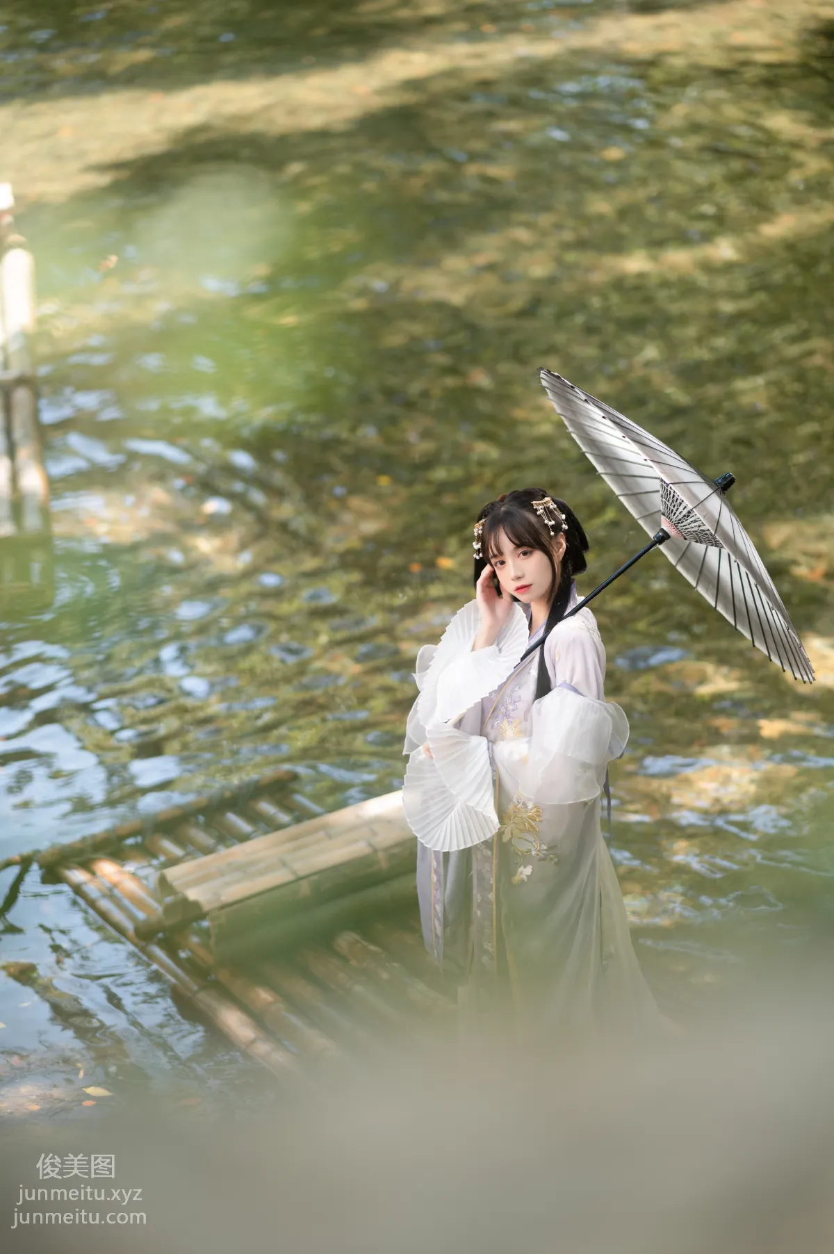 Er Jialiu: YiTuYu photo 4