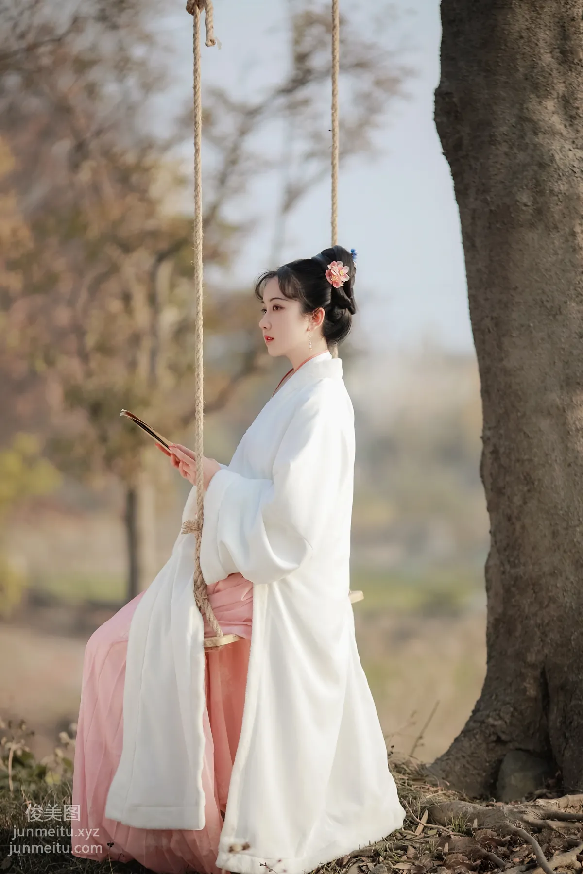 Ling Huayu: YiTuYu photo 12