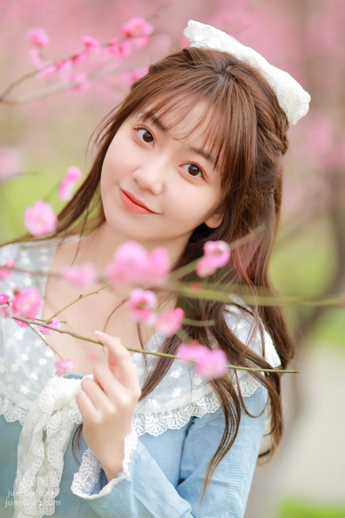 [YiTuYu] 2022.05.28 Flowers Bloom on the Path Xiao Linchuan photo 20