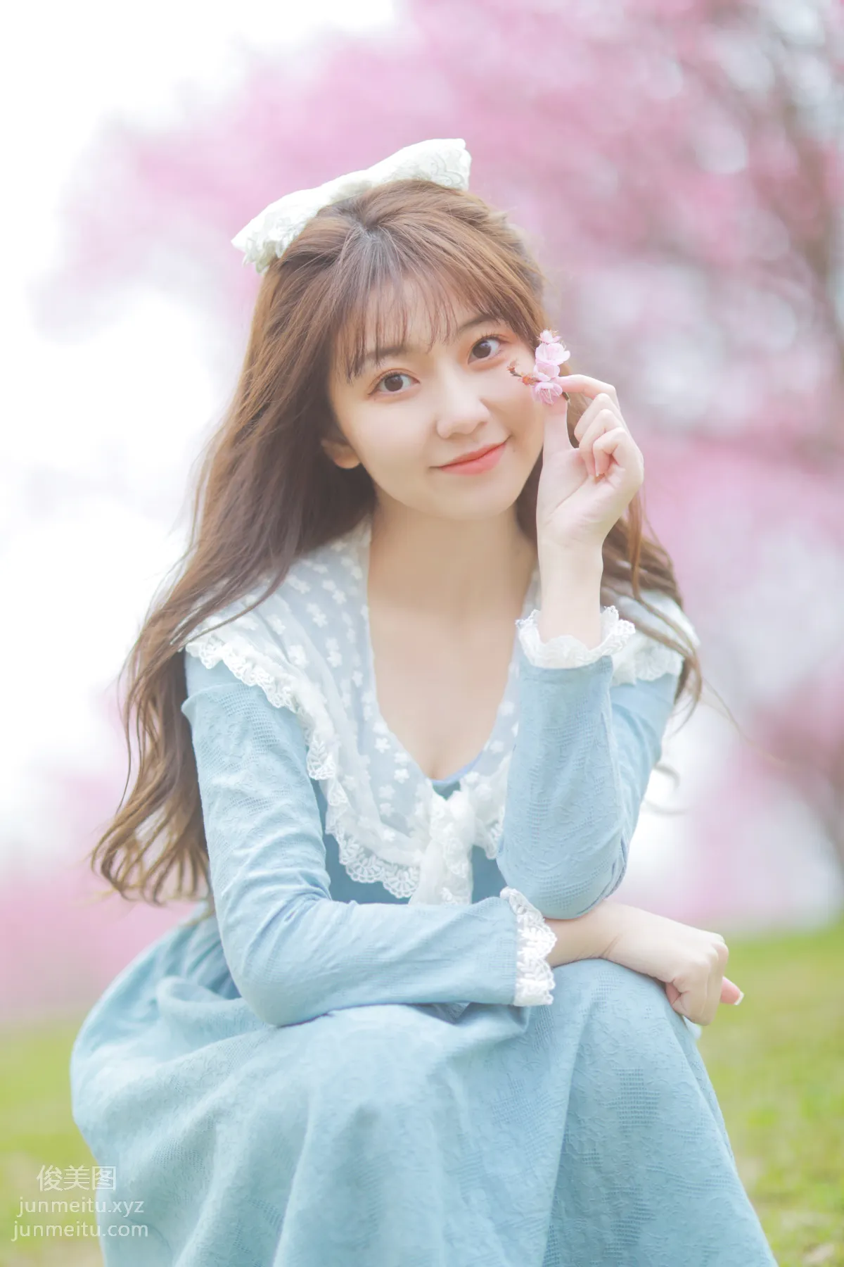 [YiTuYu] 2022.05.28 Flowers Bloom on the Path Xiao Linchuan photo 26
