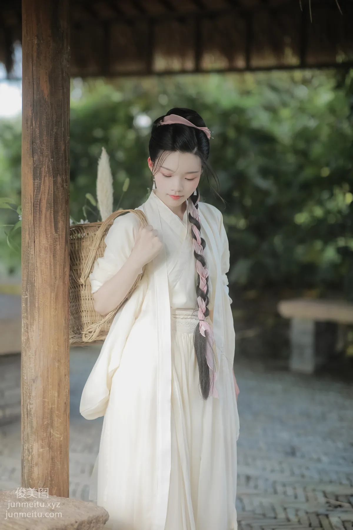 [YiTuYu] 2022.05.29 Herb-Gathering Female Doctor Jing Yuan photo 10