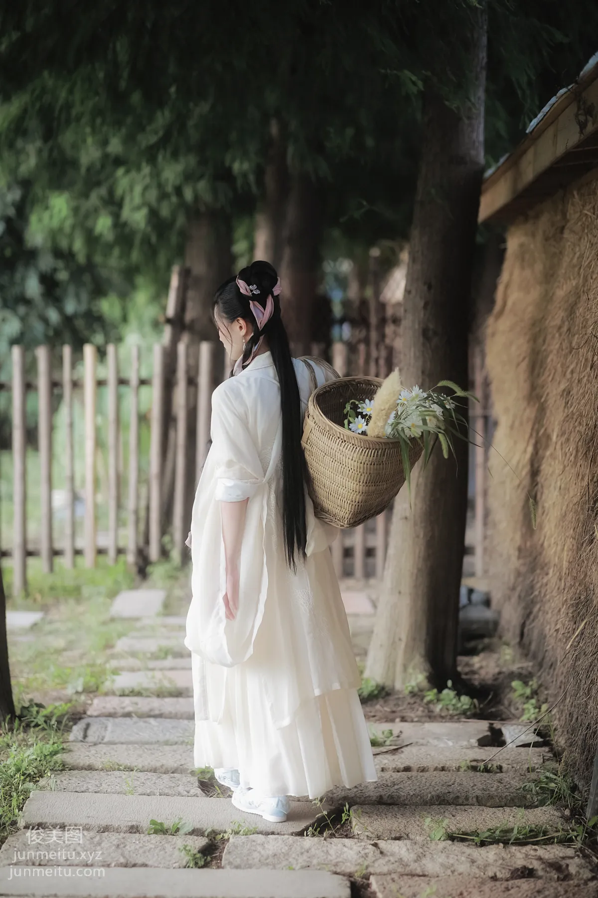 [YiTuYu] 2022.05.29 Herb-Gathering Female Doctor Jing Yuan photo 12