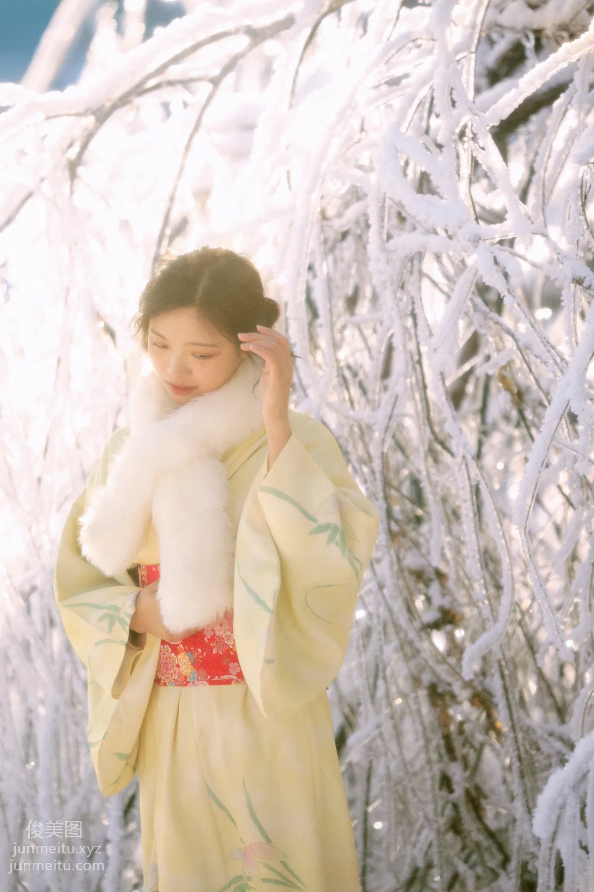 Ying Jiang: YiTuYu photo 11