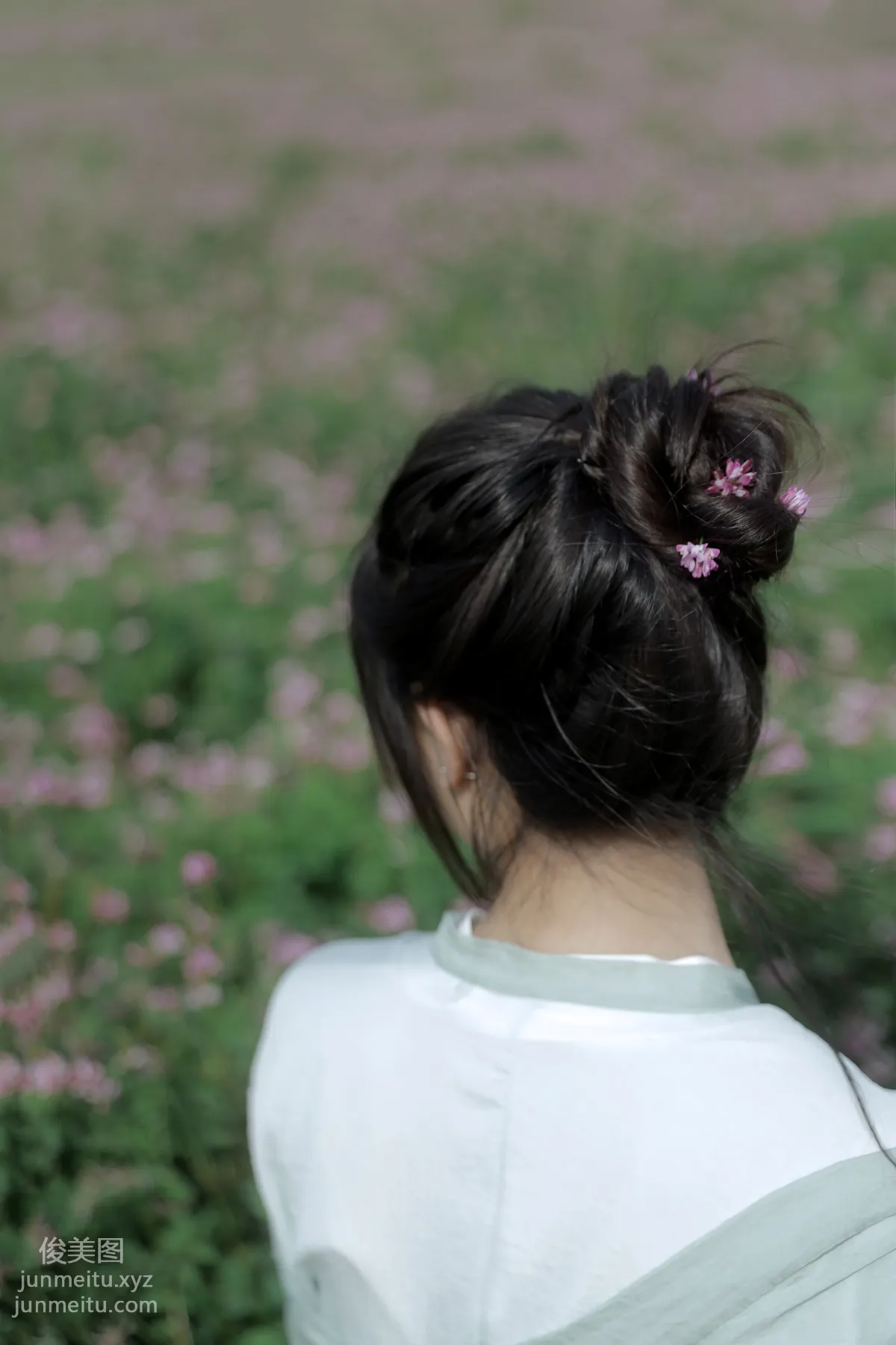 [YiTuYu] 2022.05.31 Leaping into the Chinese Milk Vetch Nie Shisan photo 3