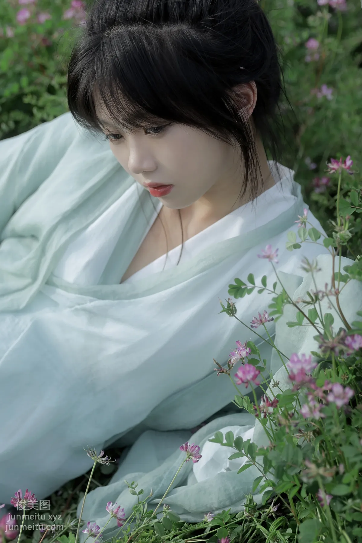 [YiTuYu] 2022.05.31 Leaping into the Chinese Milk Vetch Nie Shisan photo 12