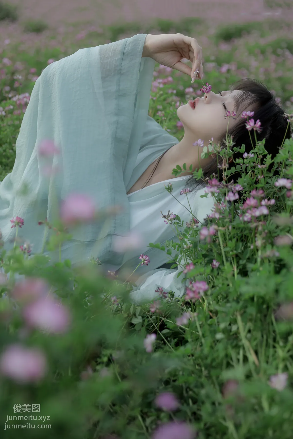 [YiTuYu] 2022.05.31 Leaping into the Chinese Milk Vetch Nie Shisan photo 19
