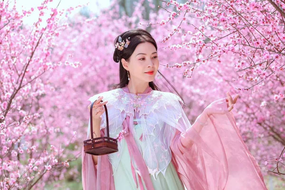 Lian: YiTuYu photo 25