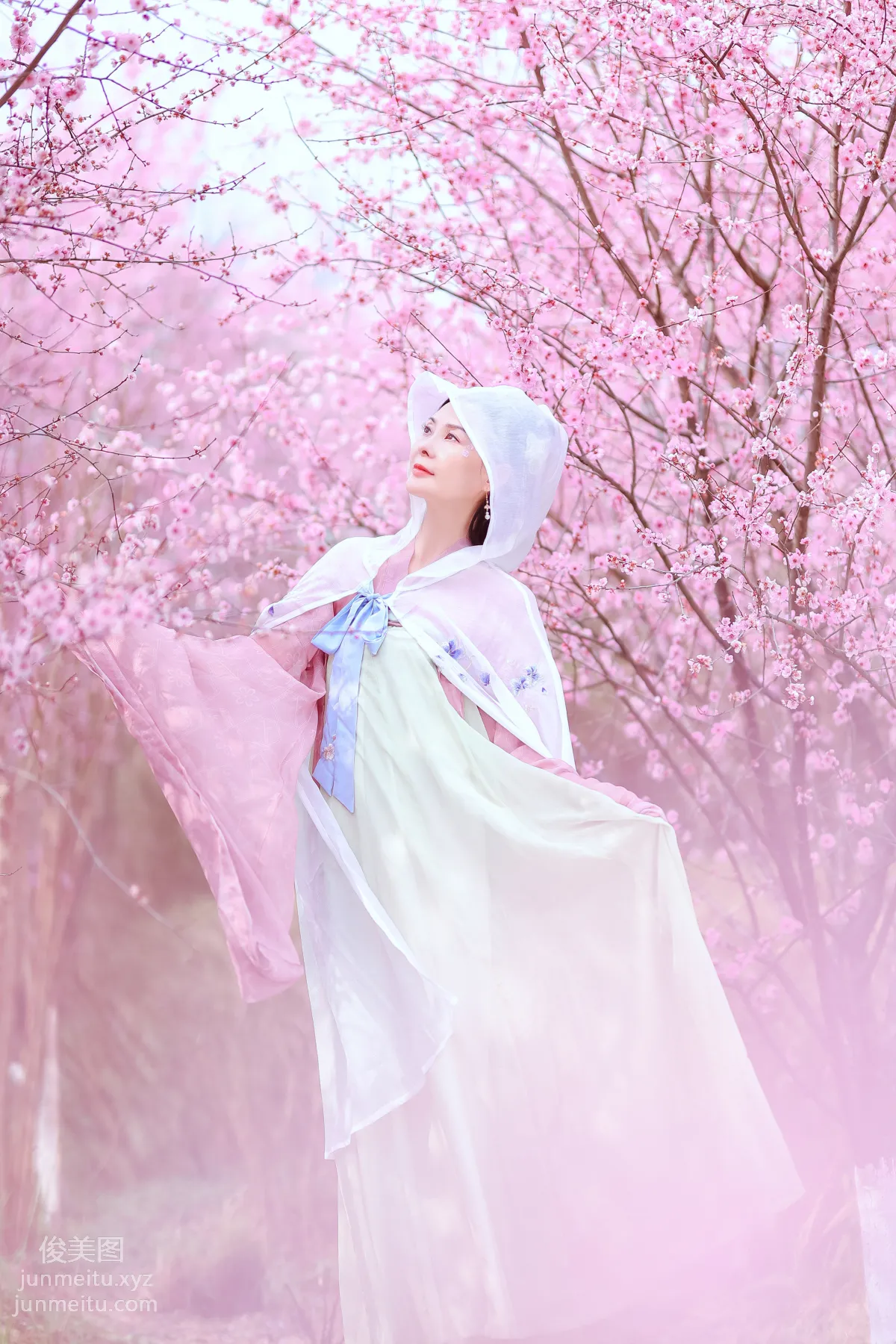 Lian: YiTuYu photo 31