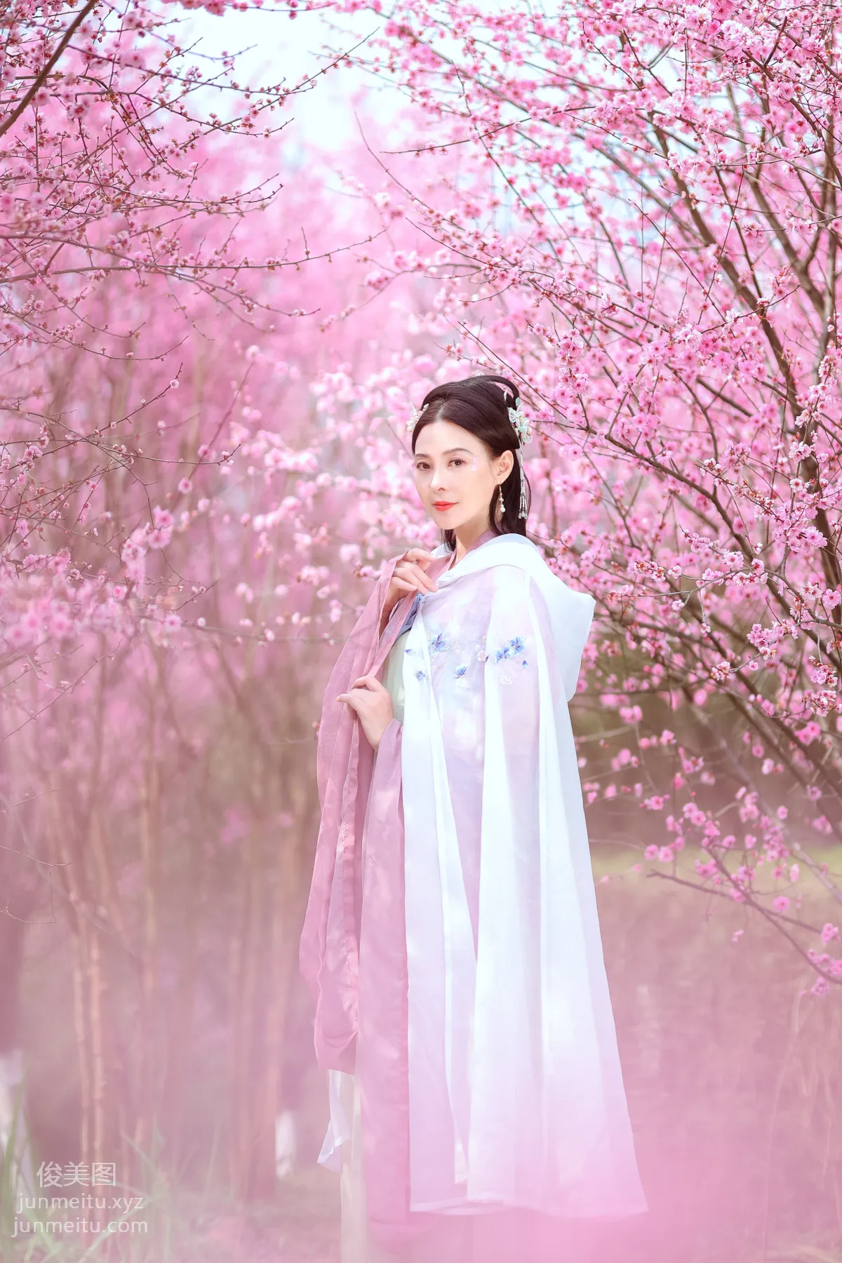 Lian: YiTuYu photo 32
