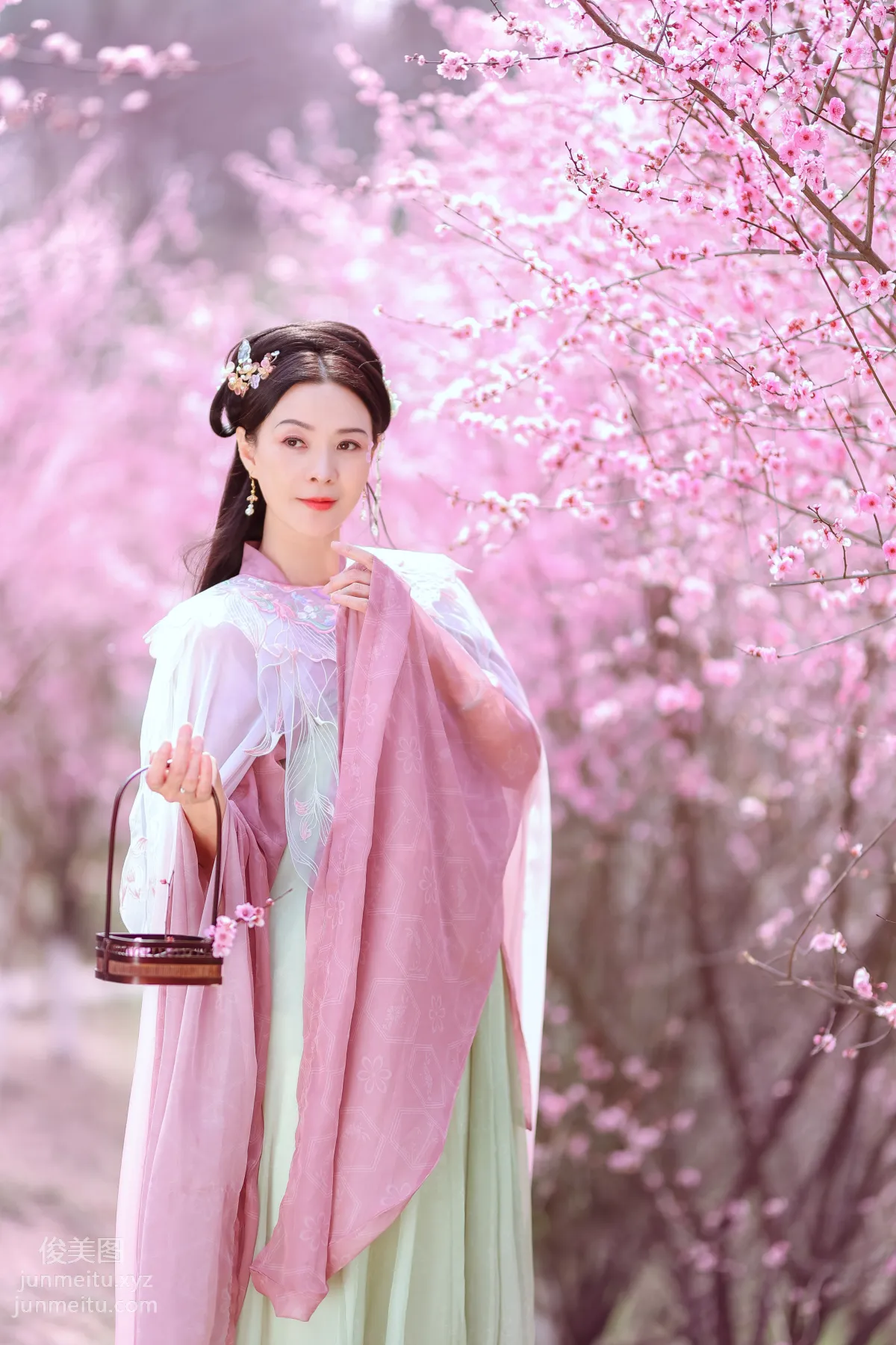 Lian: YiTuYu photo 37