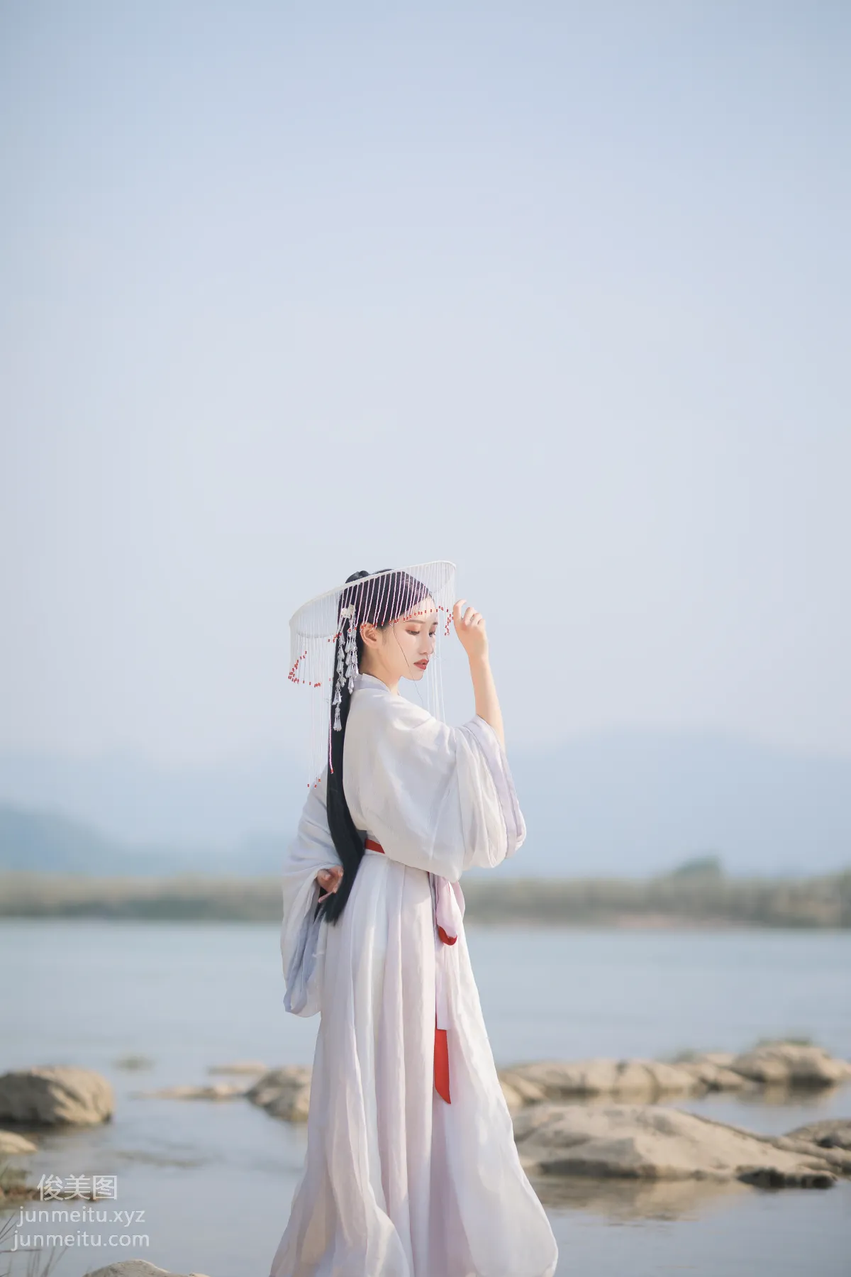 Lin Li: YiTuYu photo 5