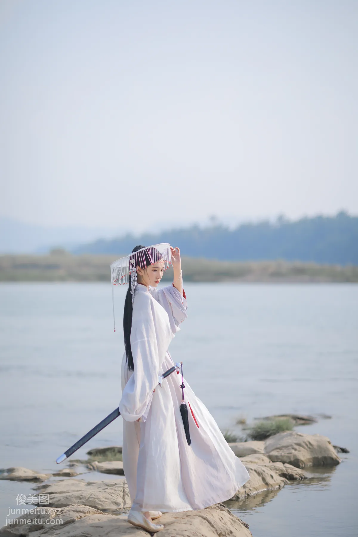 Lin Li: YiTuYu photo 9