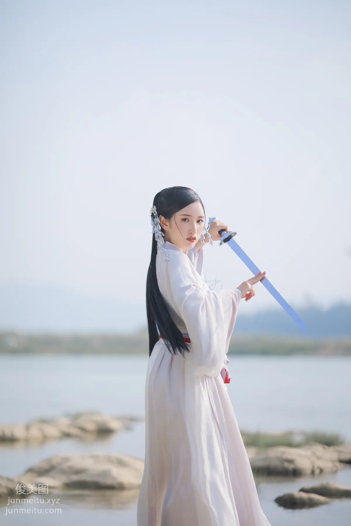 Lin Li: YiTuYu photo 19