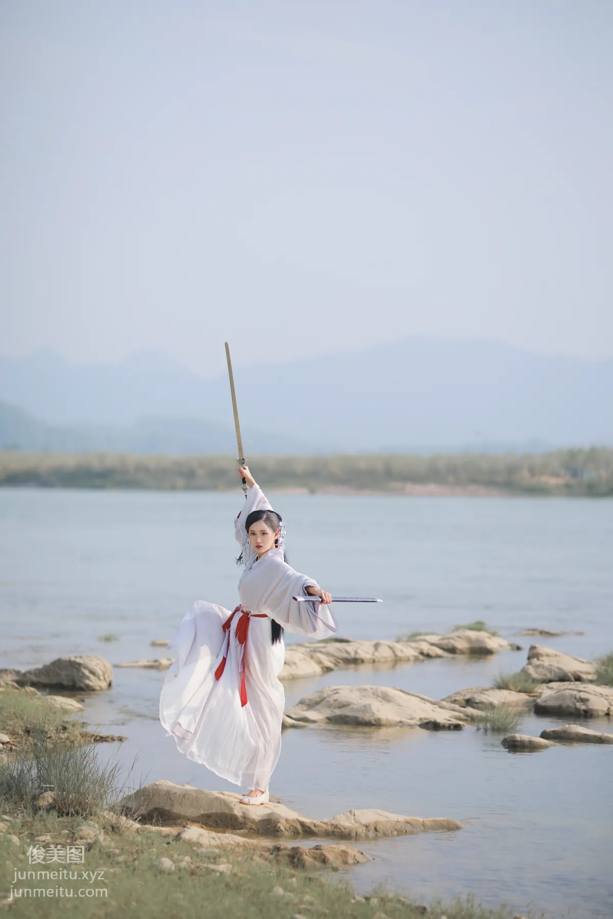 Lin Li: YiTuYu photo 20