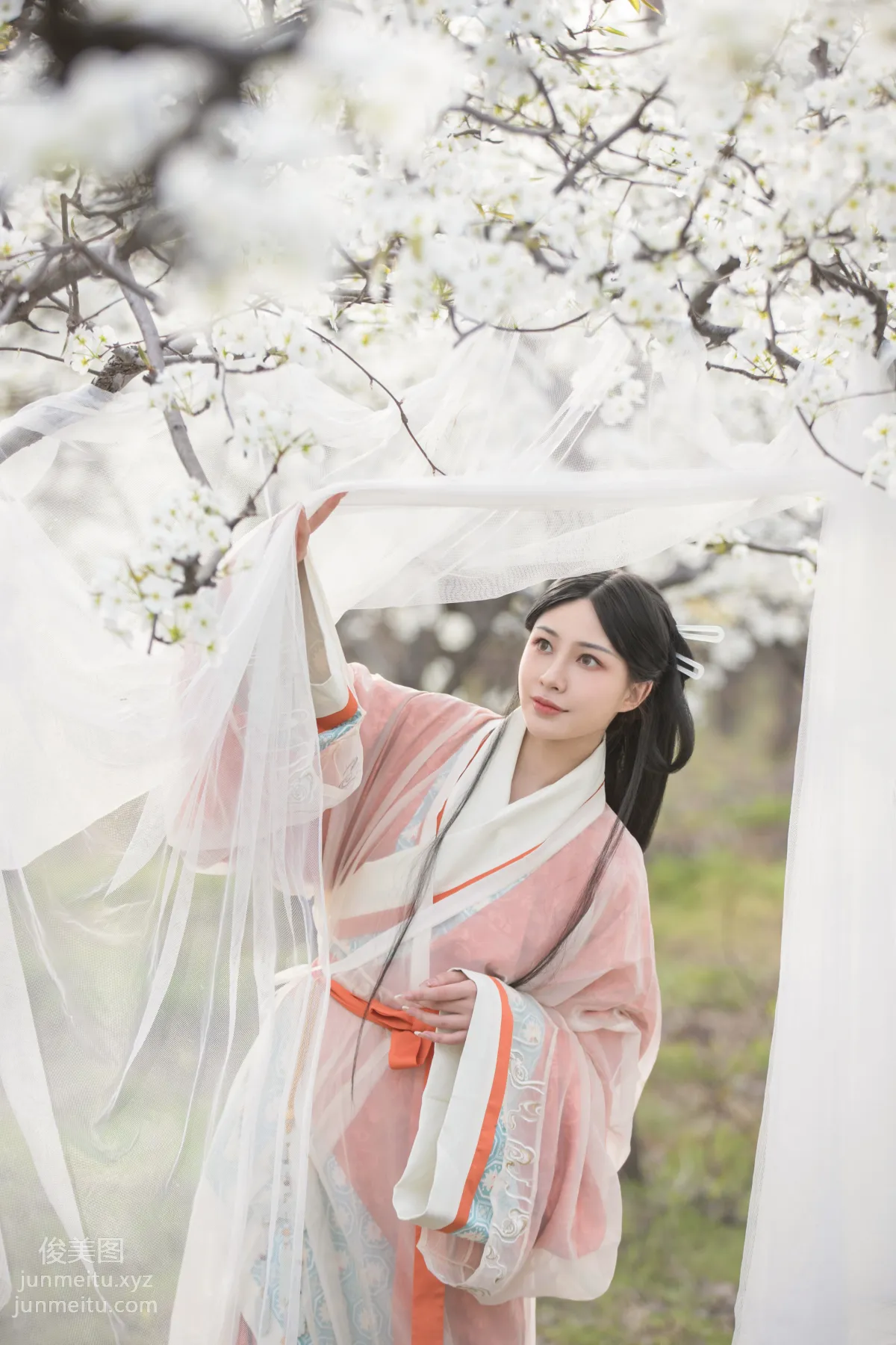 Lu Ge: YiTuYu photo 11