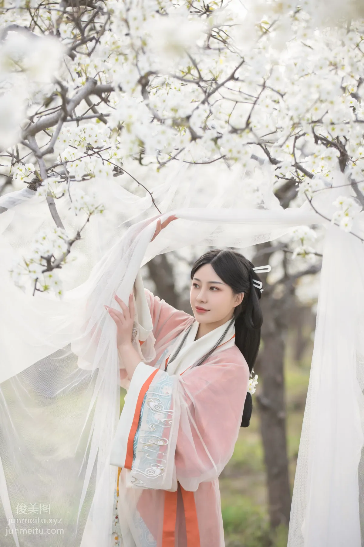 Lu Ge: YiTuYu photo 12