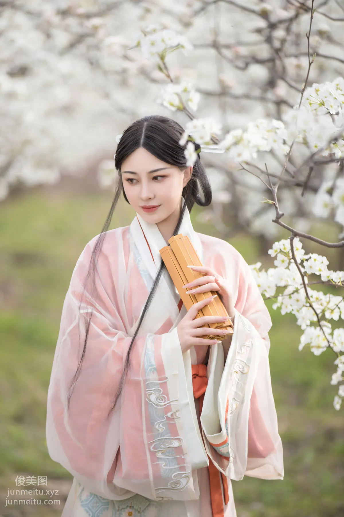 Lu Ge: YiTuYu photo 19