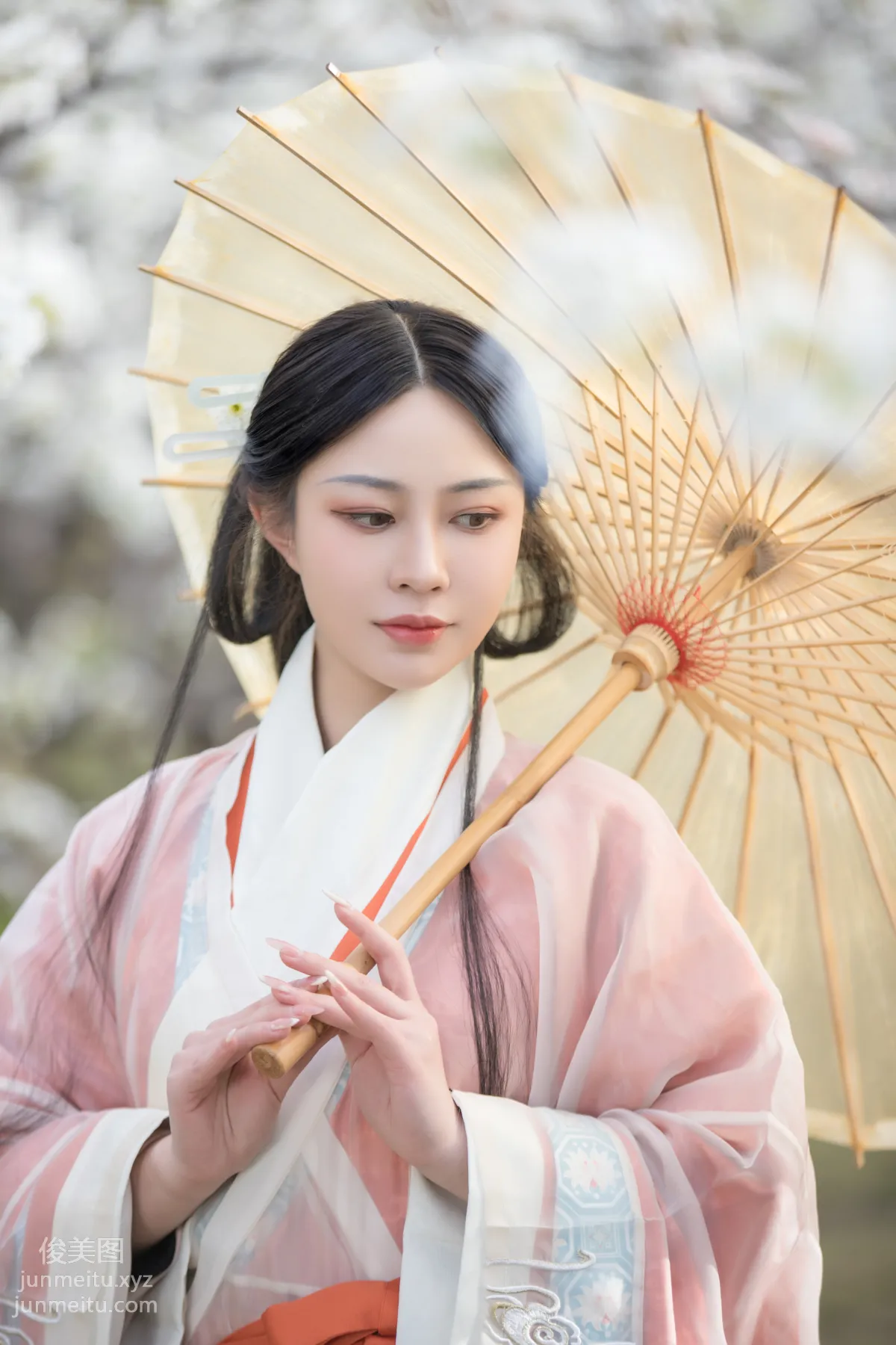 Lu Ge: YiTuYu photo 21