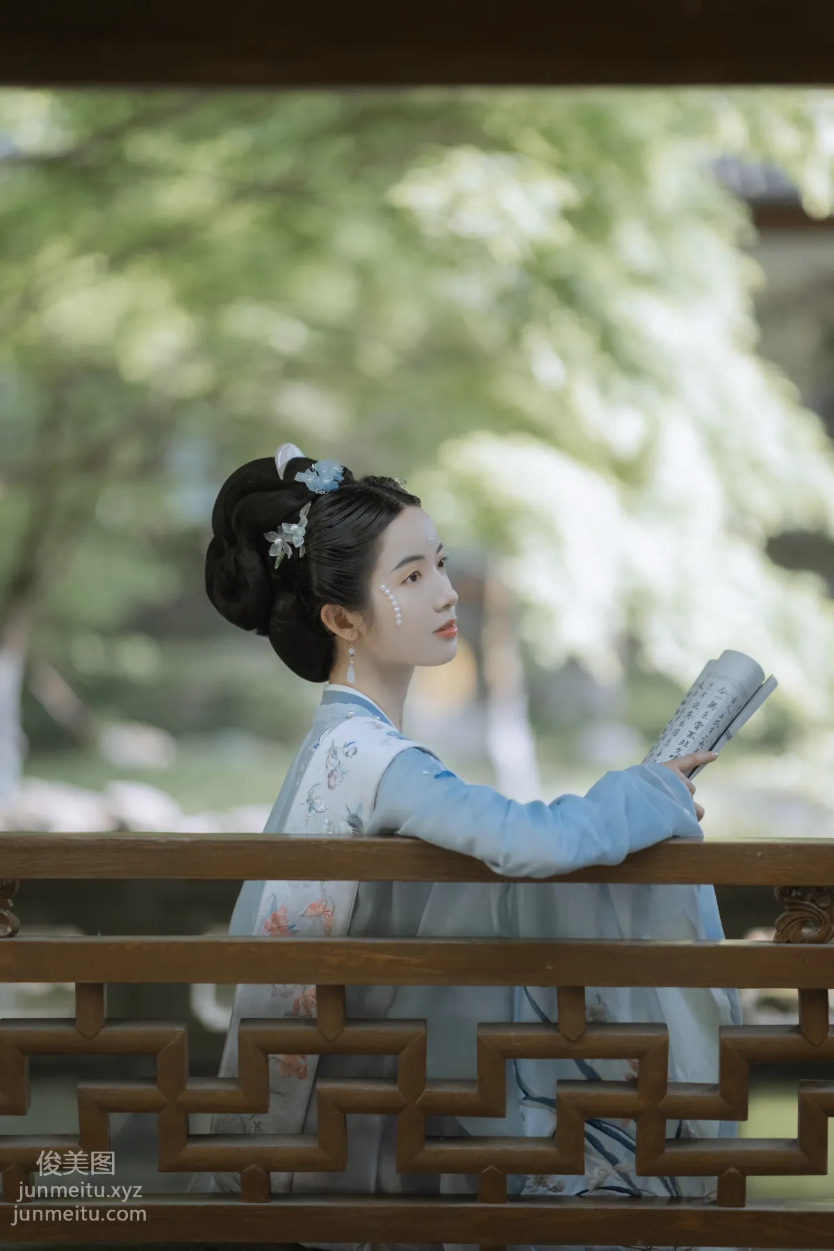 [YiTuYu] 2022.06.03 Peaceful Times Yizhi Ameng Zai photo 31