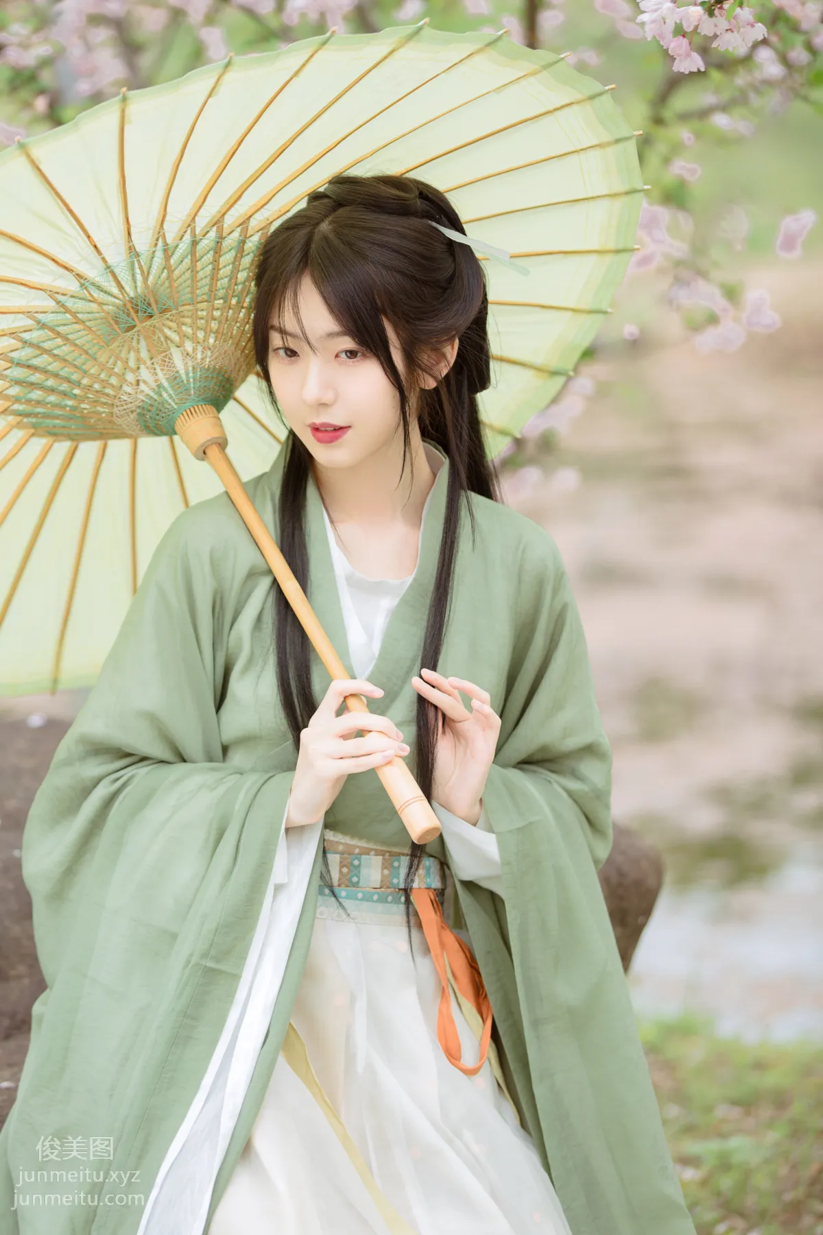 [YiTuYu] 2022.06.06 Mountains and Rivers Have Clear Sounds Wangyun Hanhan photo 15