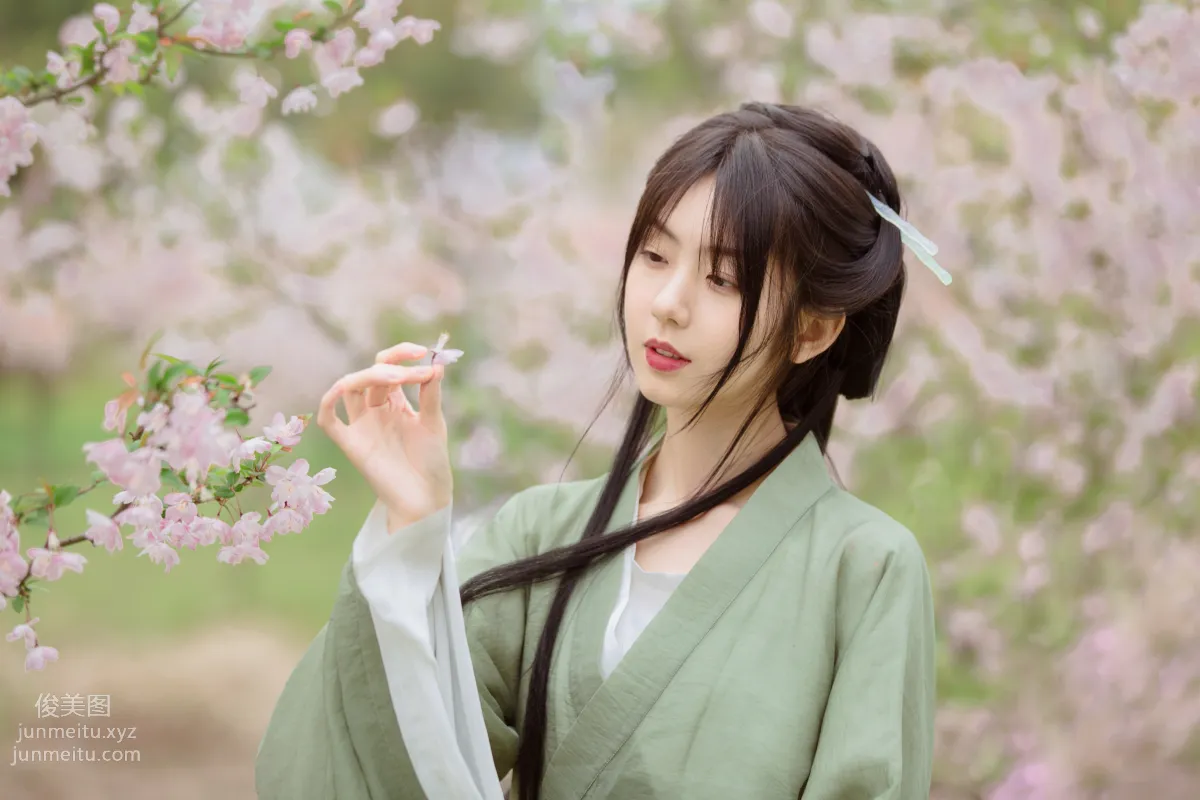 [YiTuYu] 2022.06.06 Mountains and Rivers Have Clear Sounds Wangyun Hanhan photo 20