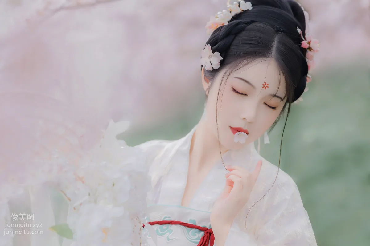 Tong Tong: YiTuYu photo 6